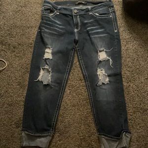 Women’s (Juniors) Size 15/16 Distressed cropped Jeans (Rue 21)
